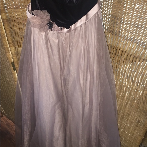 Full Ball Gown/ Prom Dress - Picture 4 of 4